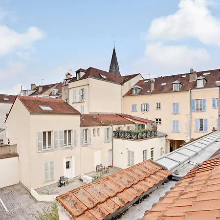 Modern Moderne - 2p - * Rueil-Malmaison